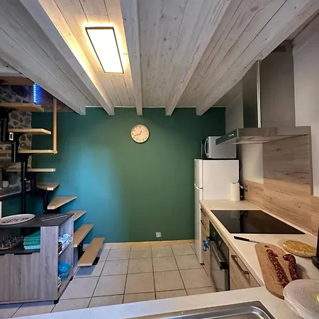 La Maison Du 146 Nyaraló